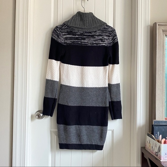 Charming Charlie Sweater Dress Black and White Size S - Picture 2 of 6